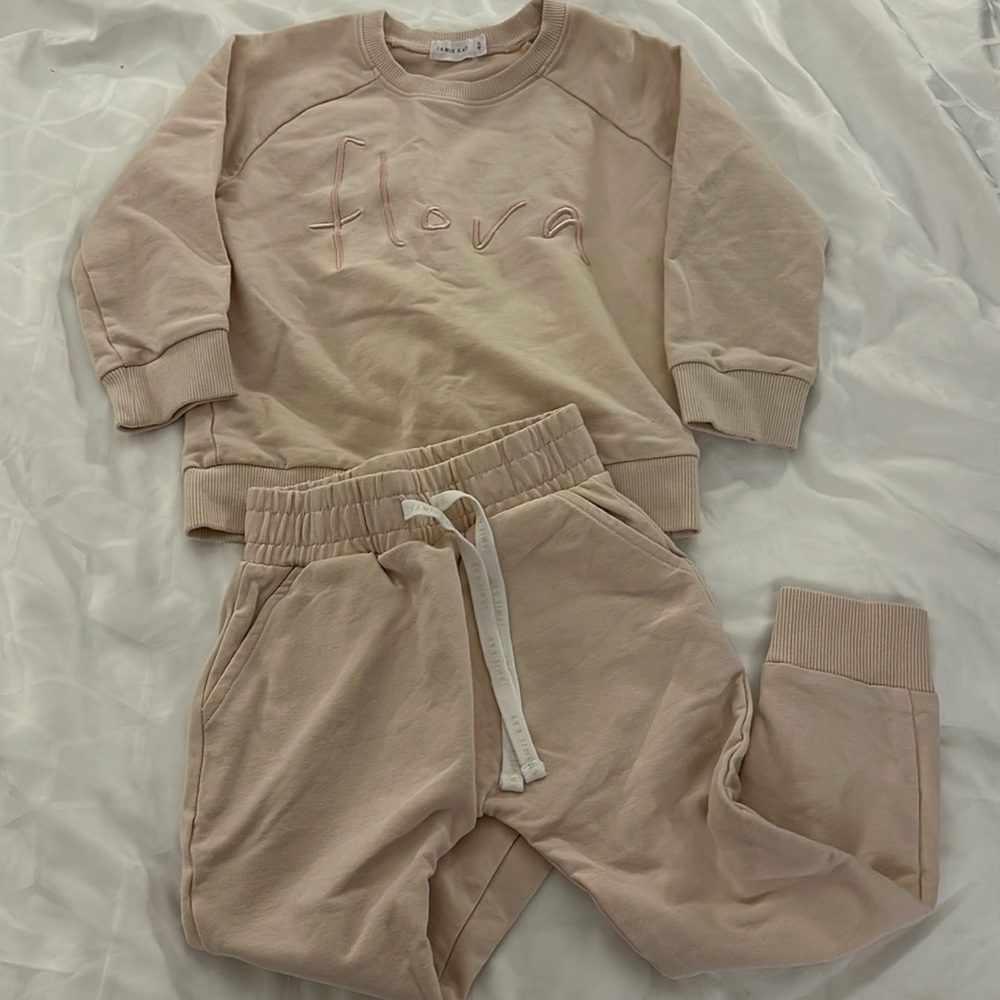 Jamie Kay flora matching set sweatshirt pants 4T